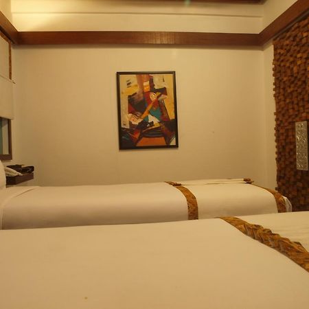 Flores Gallery Hotel Bandung Exteriér fotografie
