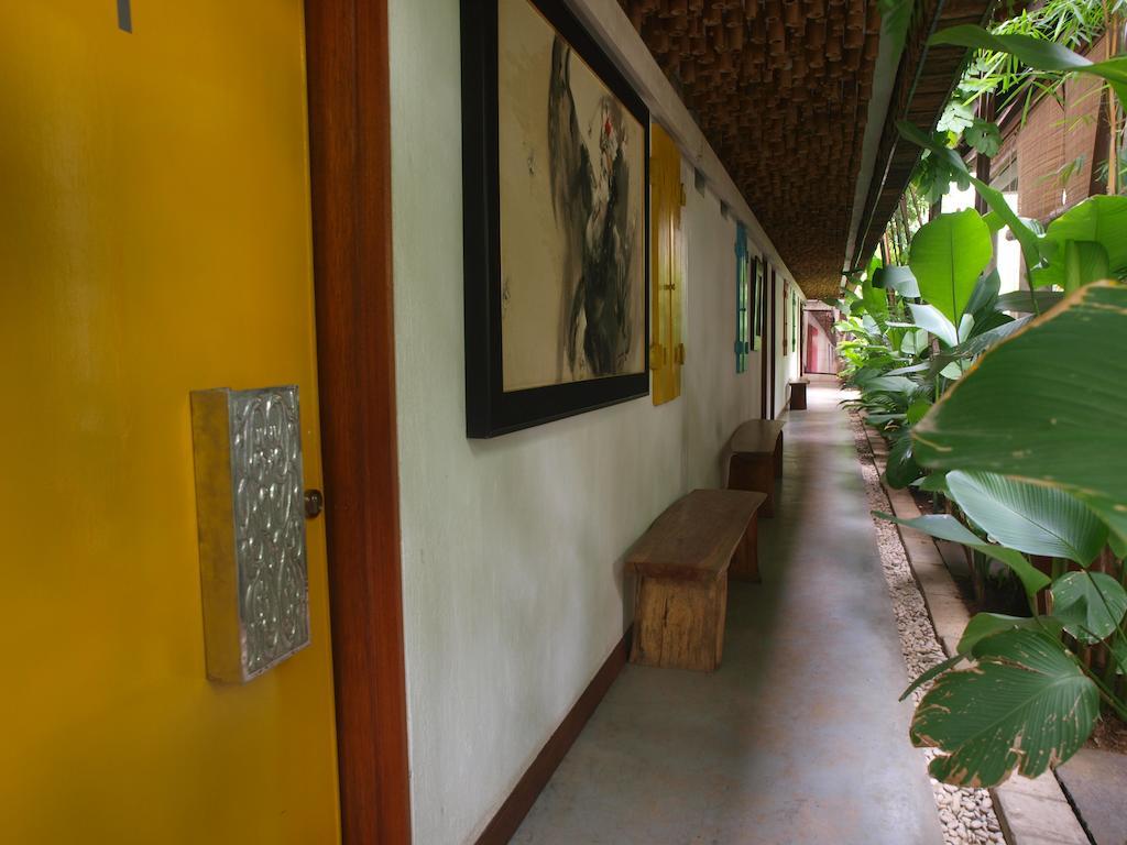 Flores Gallery Hotel Bandung Exteriér fotografie